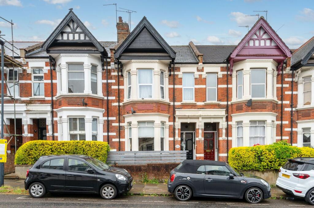 Apartment in London - View 5