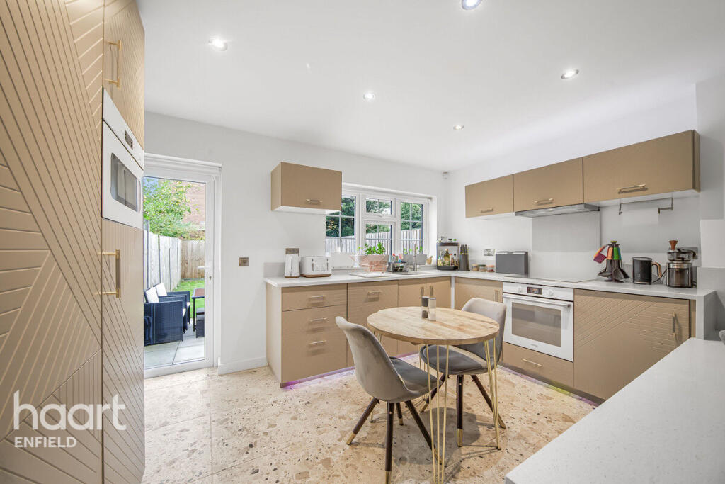 Main image of property: Queens Road, London