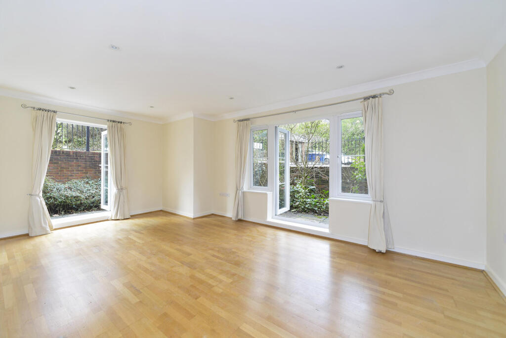 House in Guildford - View 4