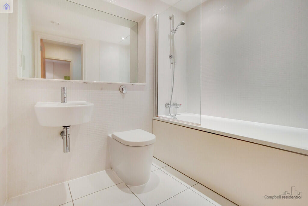 Apartment in London - More