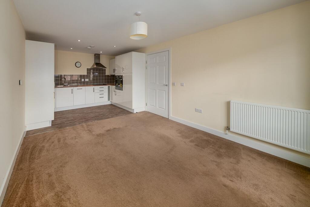 White Ladies Close, Whiston Court, WR1 photo 4