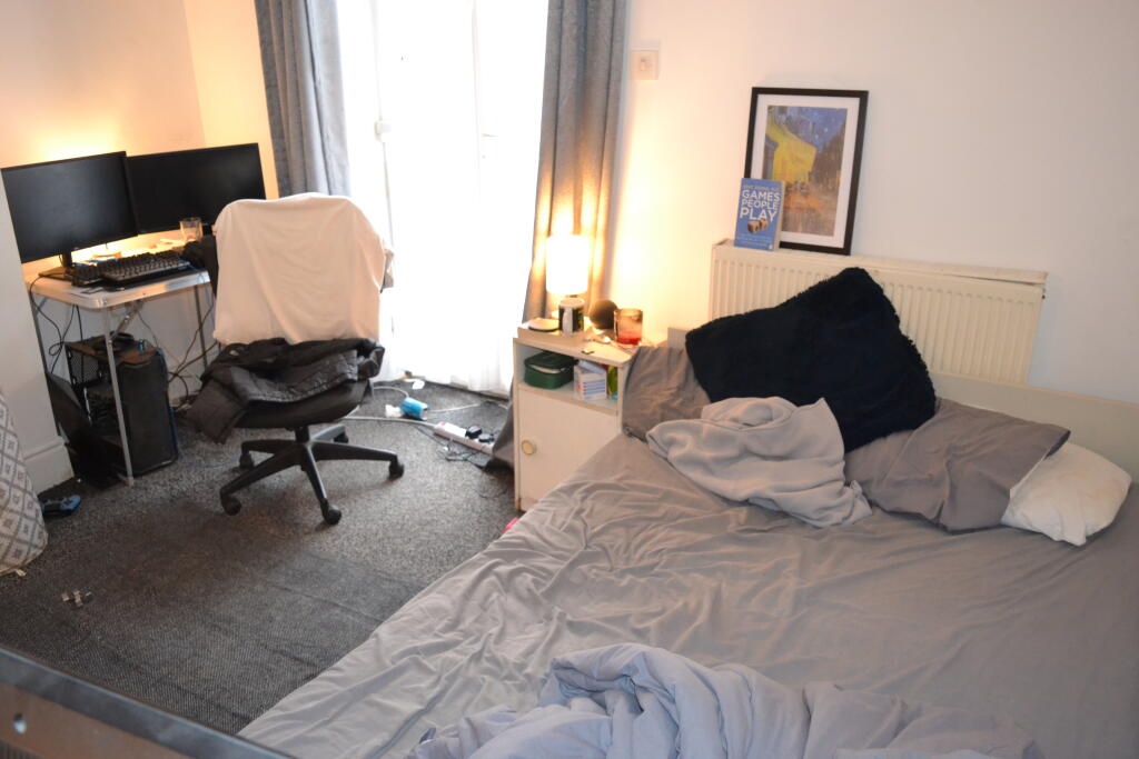 4 bedroom terraced house for rent
