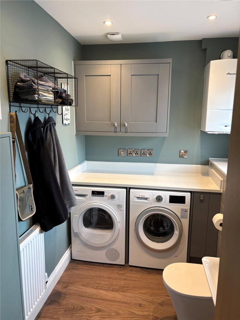 Polpennic Drive, Padstow, Cornwall, PL28 image 3