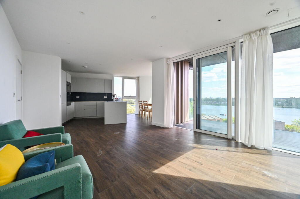 Apartment in London - View 2