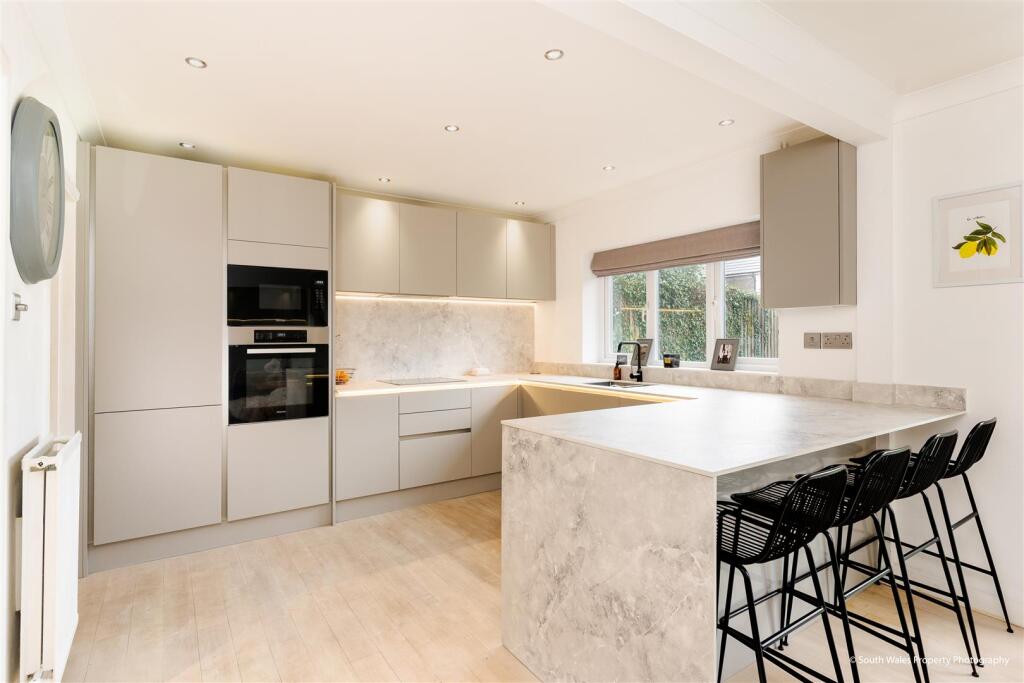 Cowbridge Road, St Nicholas, Nr Cardiff photo 2