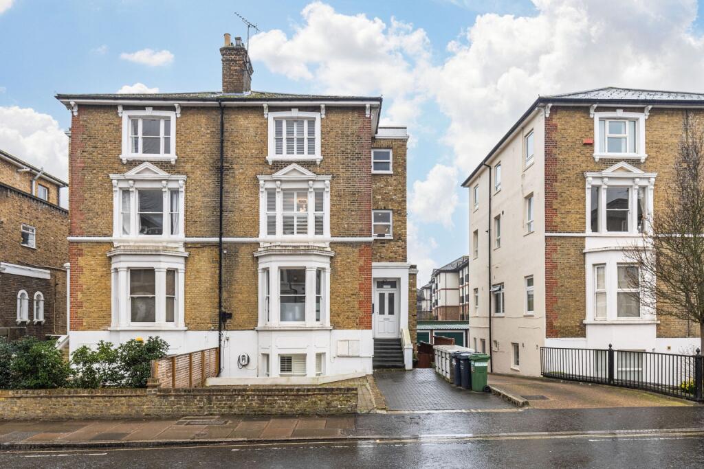 Main image of property: Central Richmond, TW9