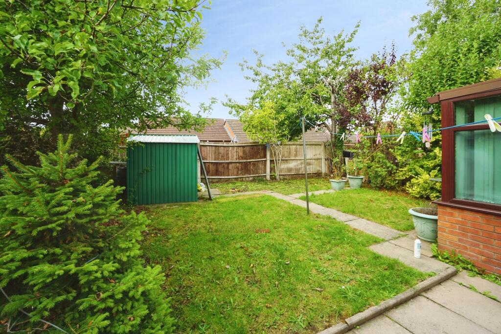 House in Wolverhampton - View 4
