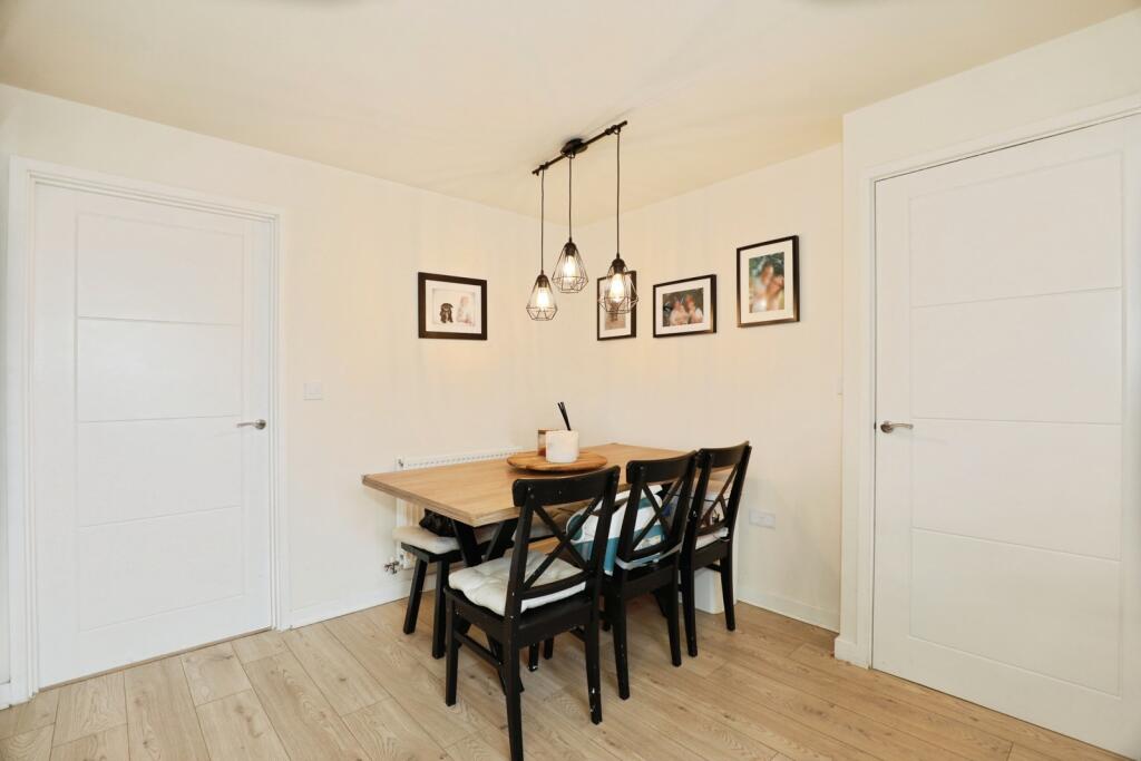Dartmoor Close, Winsford, Cheshire, CW7 photo 5