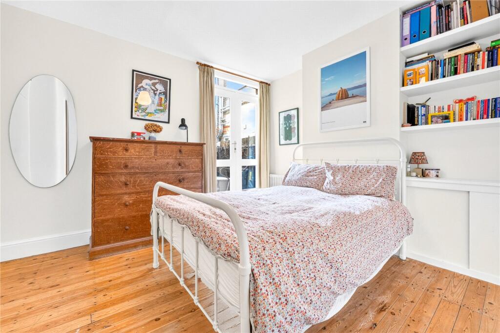 Apartment in London - View 4