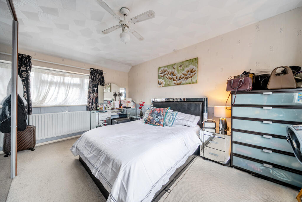 House in Bromley - View 4