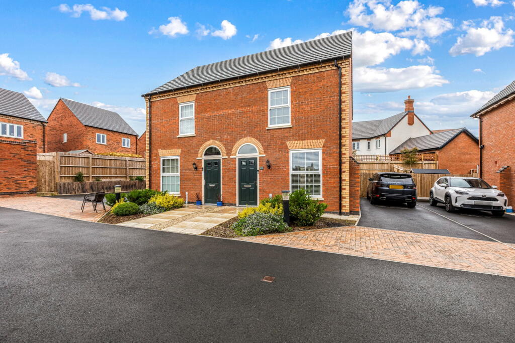 2-bed semi-detached on Hodgetts Street, Hugglescote, Coalville, Leicestershire, LE67 2JH, £240,000