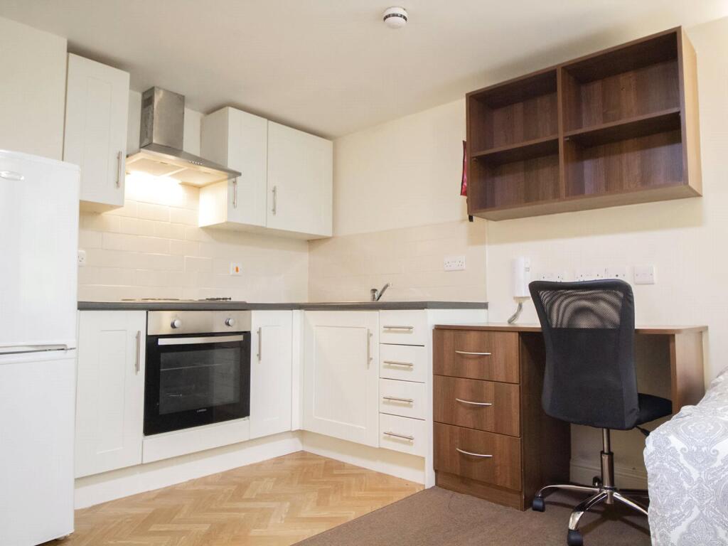 Main image of property: Apt 7, 8 Springfield Mount #953772