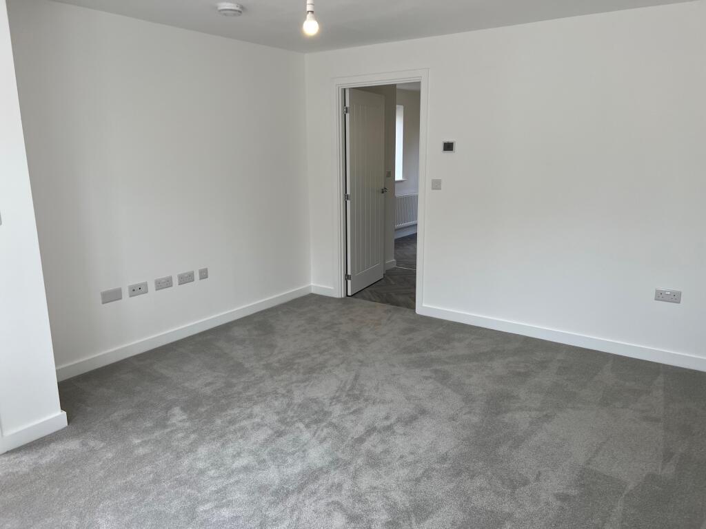 Lewsley Drive, Somercotes, Alfreton photo 2
