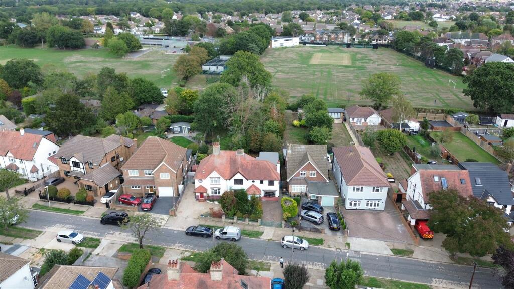Main image of property: Templewood Road, Hadleigh