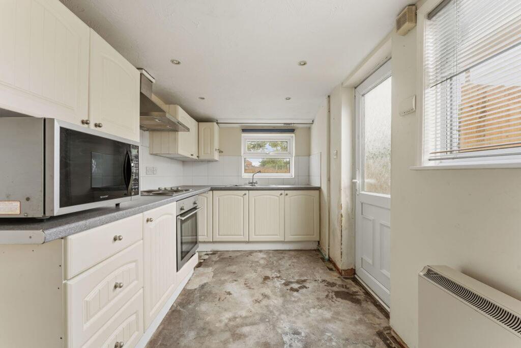 House in Leicester - View 2