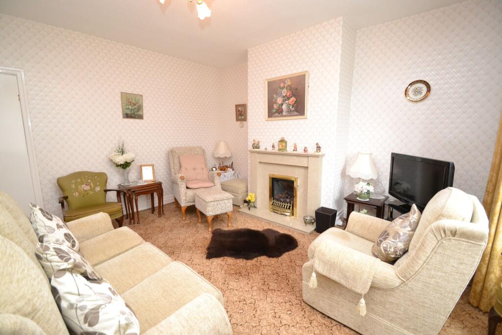 Cyprus Drive, Thackley, – pohled 3