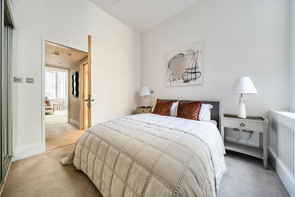 Apartment in London - View 4