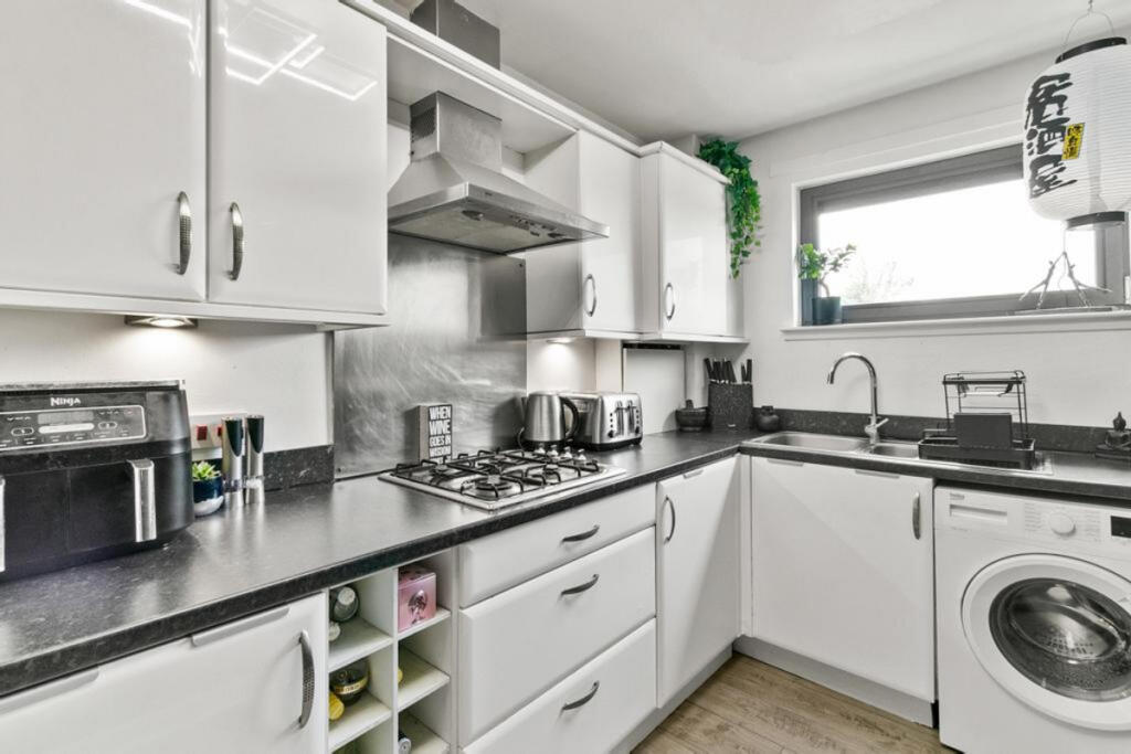 Apartment in Glasgow, New Cathcart, Muirend - View 5