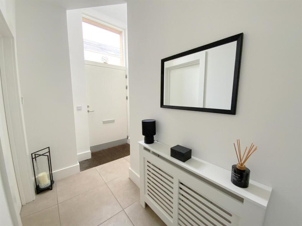House in Doncaster - View 5