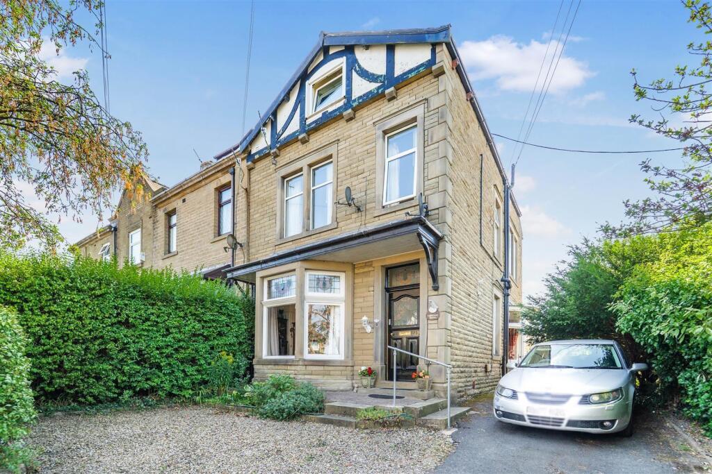 Main image of property: Gisburn Road, Barnoldswick