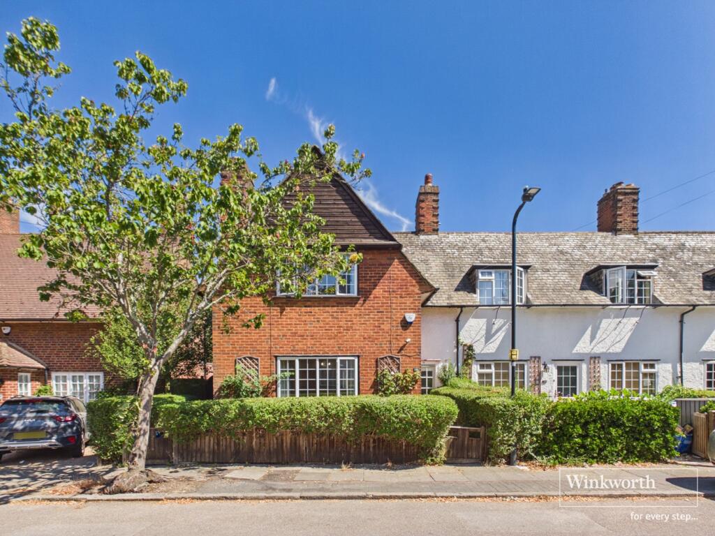 Main image of property: Roe Lane, Kingsbury, London, NW9