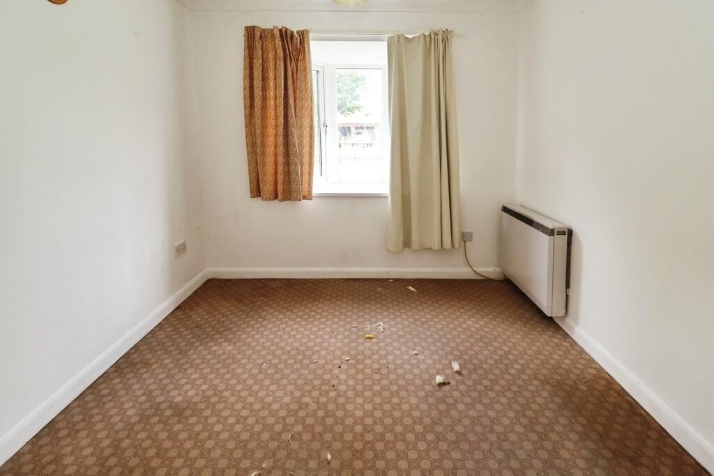 House in North Kesteven, Navenby - View 4