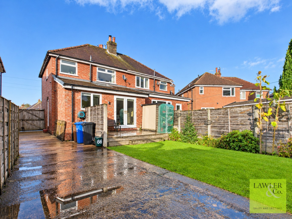 House in Stockport - View 2