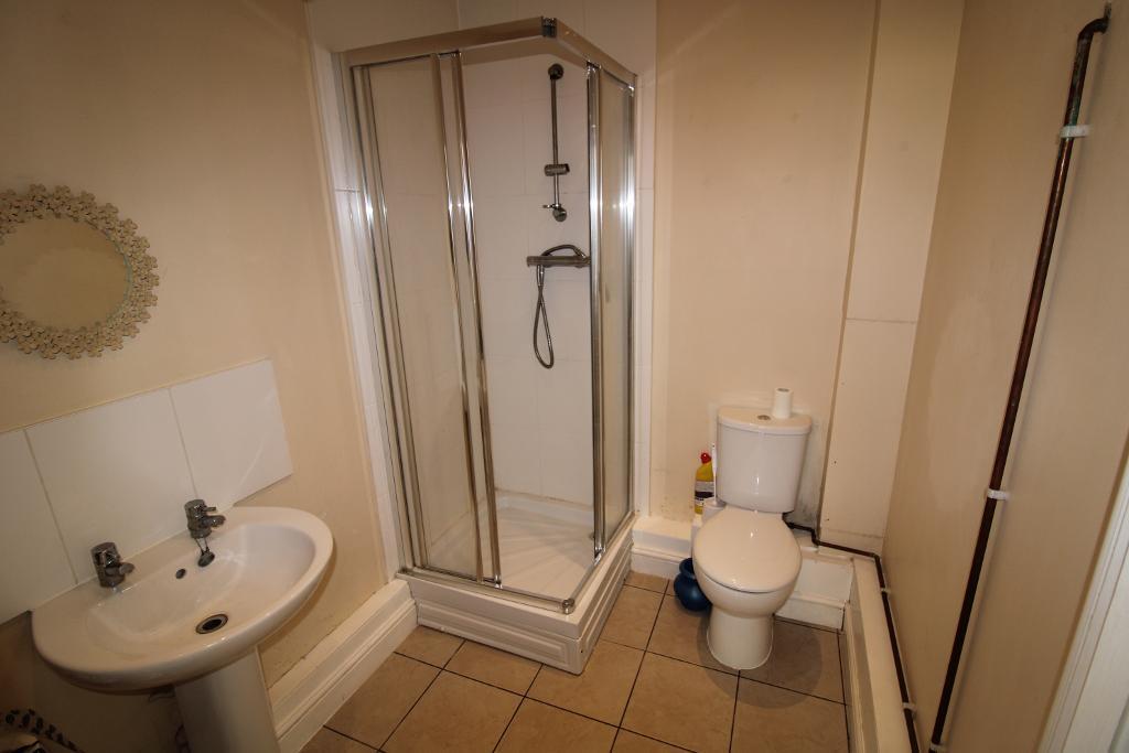 Apartment in Milton Keynes - More