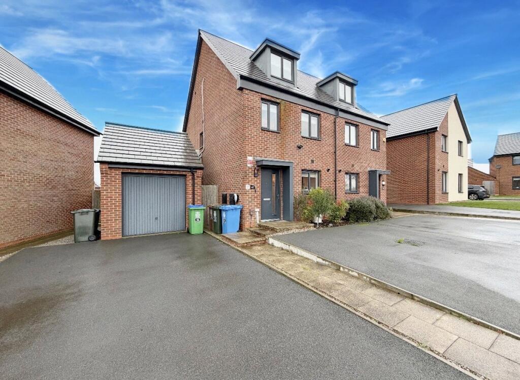 Weave Close, Middleton, Manchester, M24 photo 2