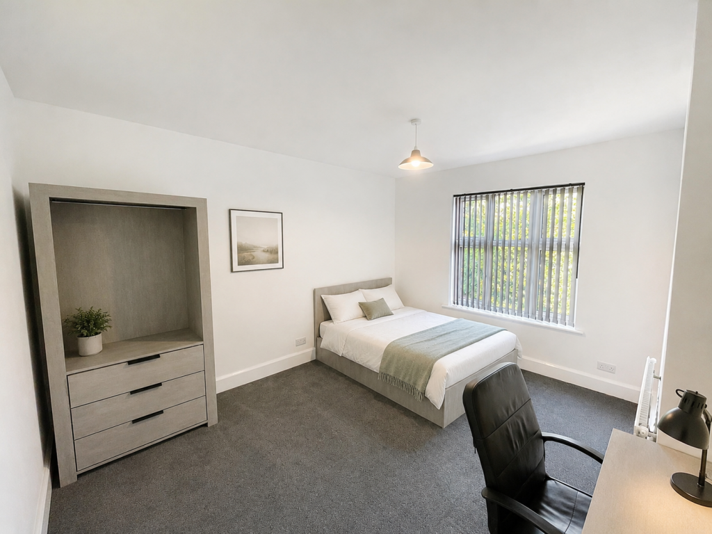 House in Charnwood, Shelthorpe - More