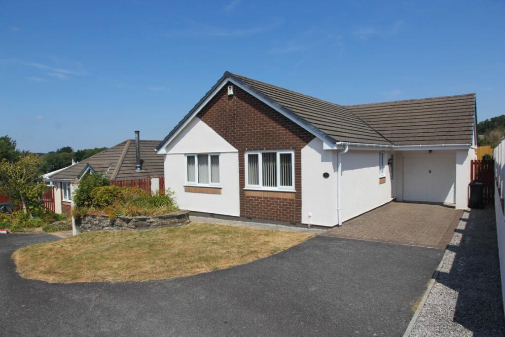 Main image of property: Park-an-Gwarry, Truro, Carnon Downs, TR3