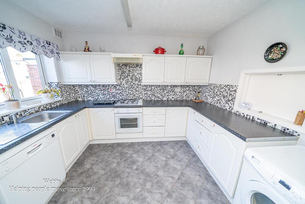 House in Walsall, West Midlands - View 2