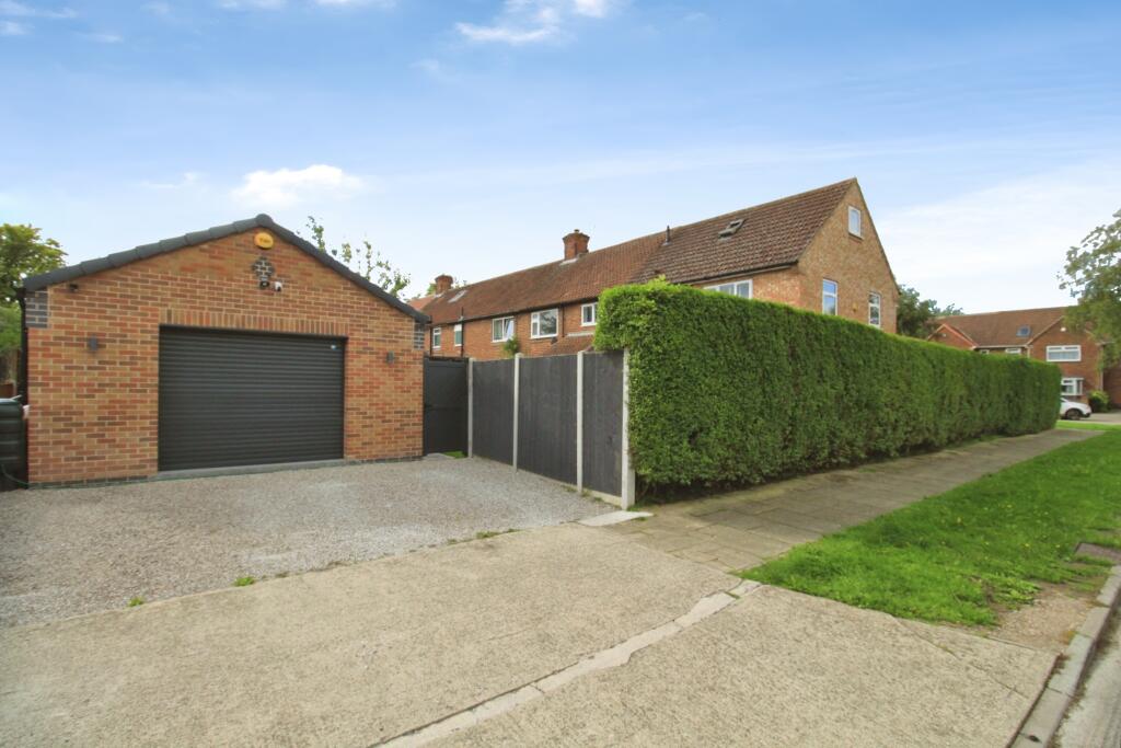 House in York - View 4