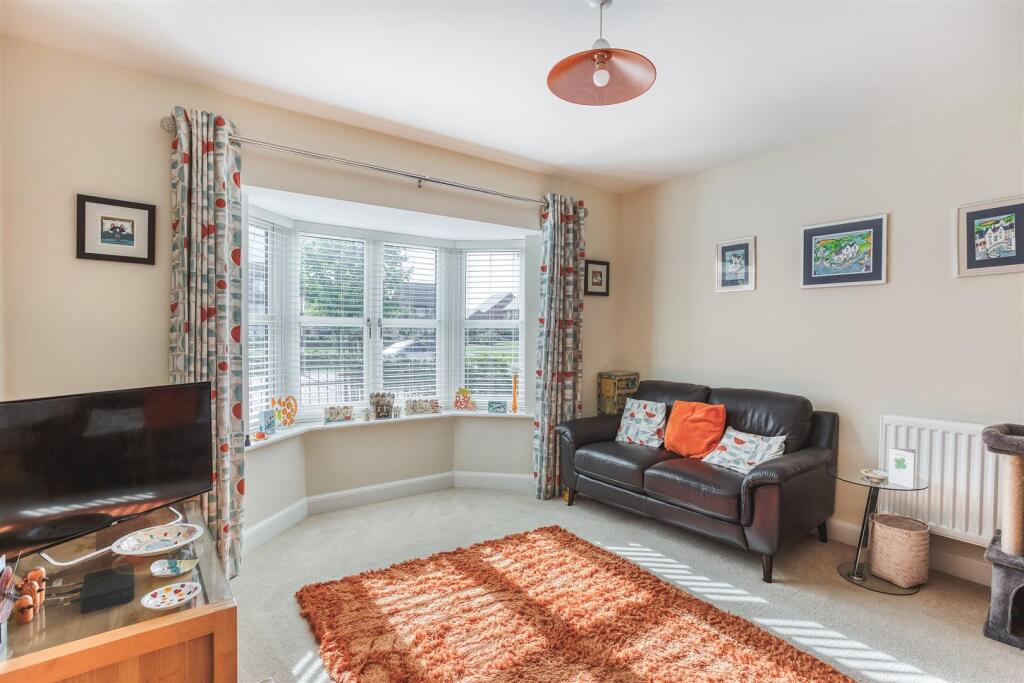 Tutbury Avenue, Littleover, Derby photo 4