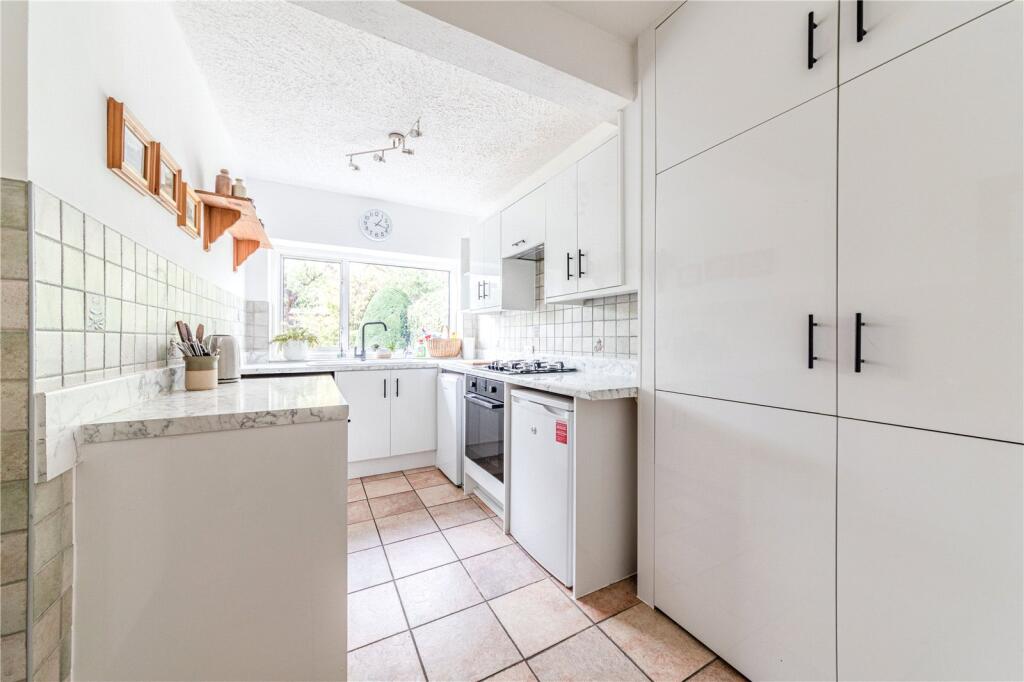 House in Kingston upon Thames - View 3