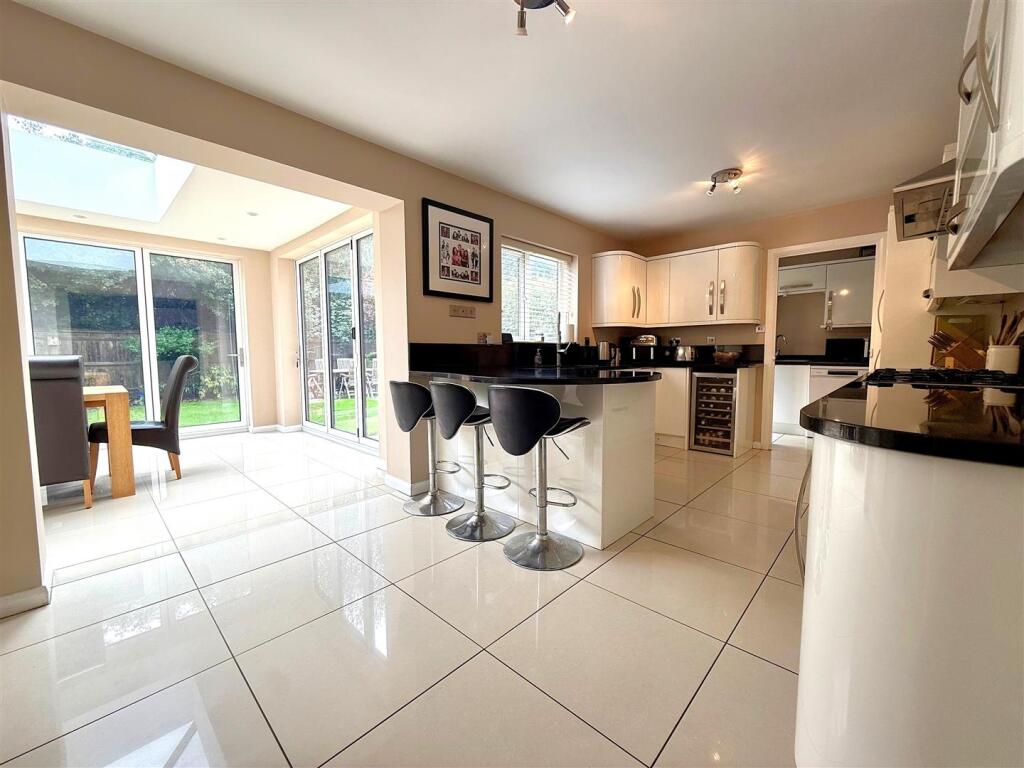 House in Portsmouth - View 5