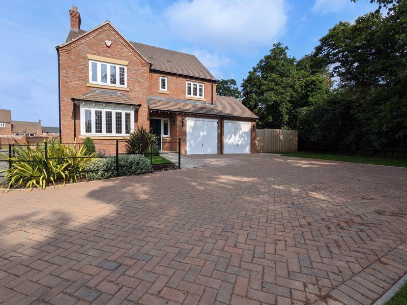 Main image of property: Wray Drive, Pontesbury, Shropshire, SY5 0FF