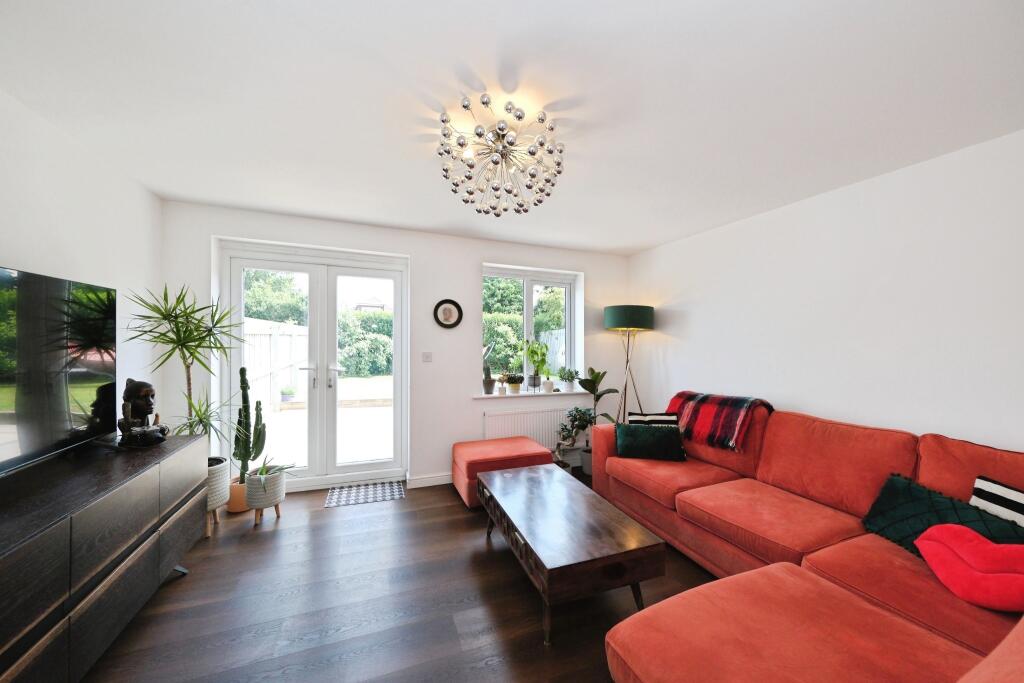 House in Mansfield, Nottinghamshire - View 5