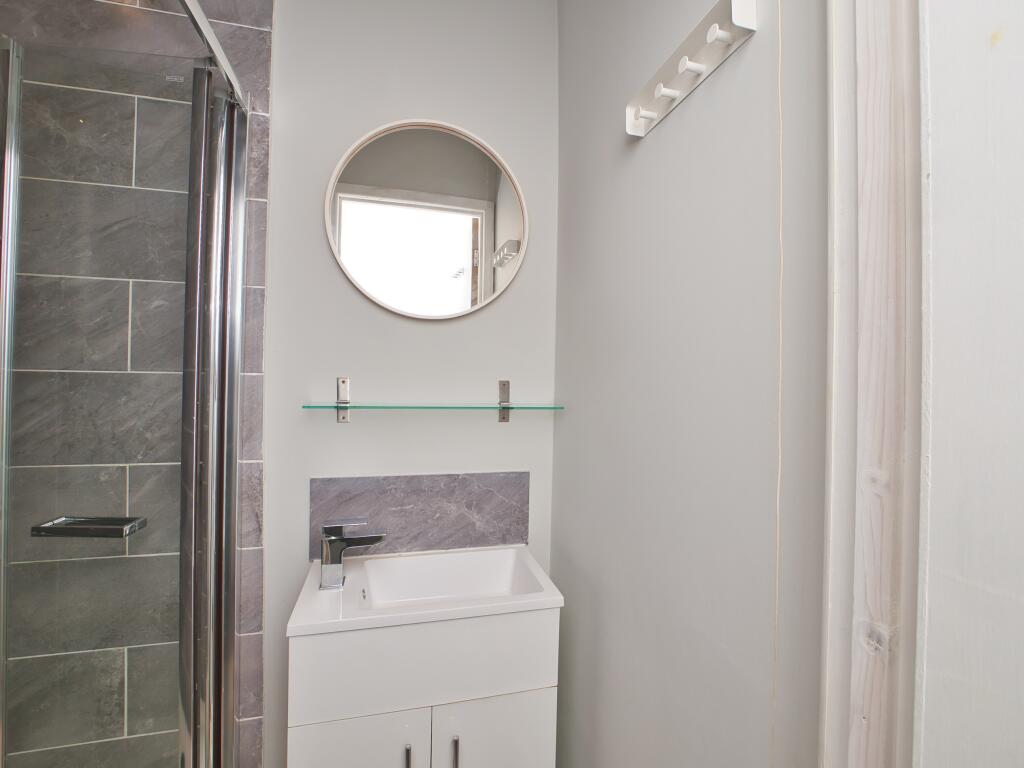 Additional image 14 of Raddlebarn Road - Copy, Selly Oak, West Midlands, B29