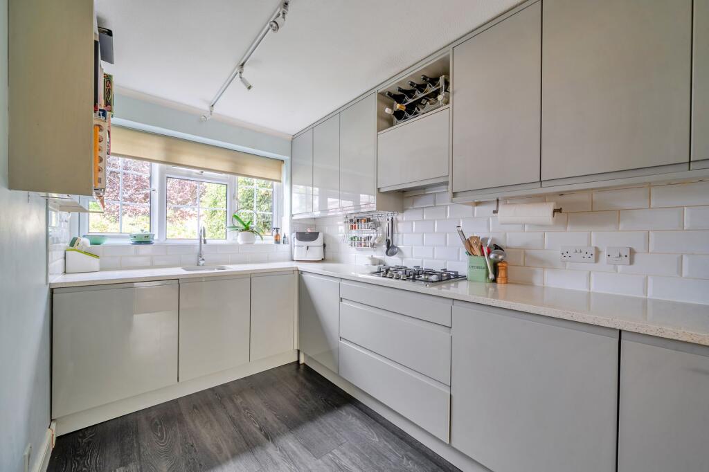 House in Waverley, Great Stoatley, Haslemere - More