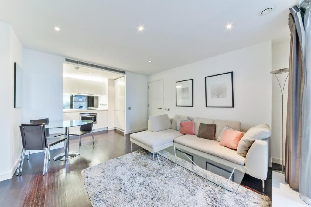Apartment in London - View 5