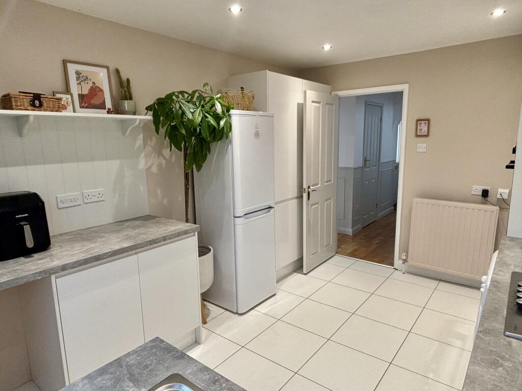 House in Thetford, Woodlands - More