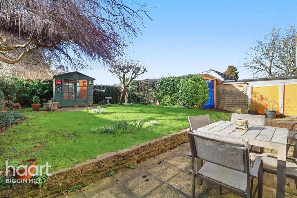 Village Green Avenue, Biggin Hill photo 3