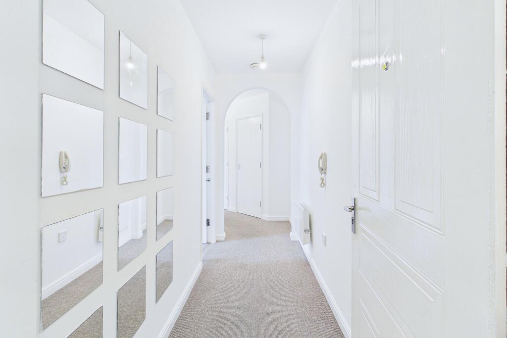 Main image of property: Pillowell Drive, GRH (Gloucestershire Royal Hospital), Gloucester, GL1
