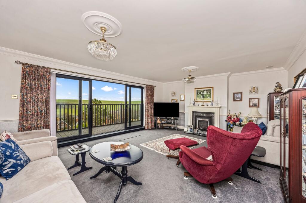 Wanderdown Road, Ovingdean, BN2 photo 4