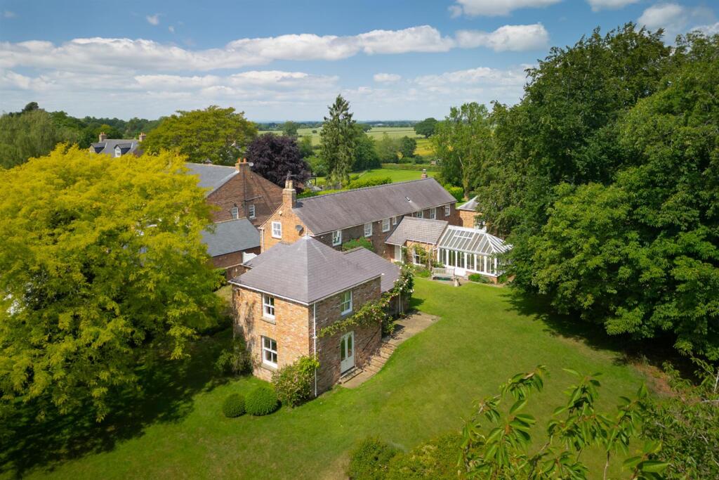 Main image of property: Low Hall, Askham Bryan, York