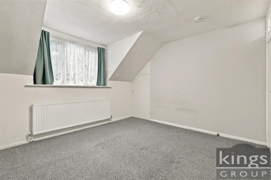 House in London, Carterhatch, Southbury - View 5