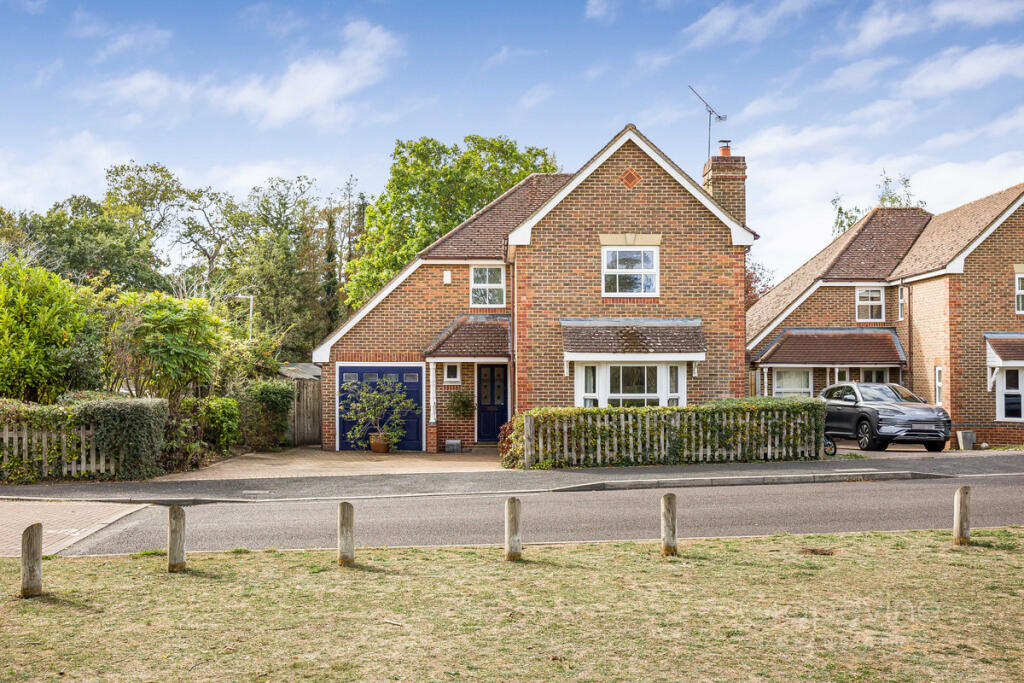 Main image of property: Martineau Lane, Hurst, RG10
