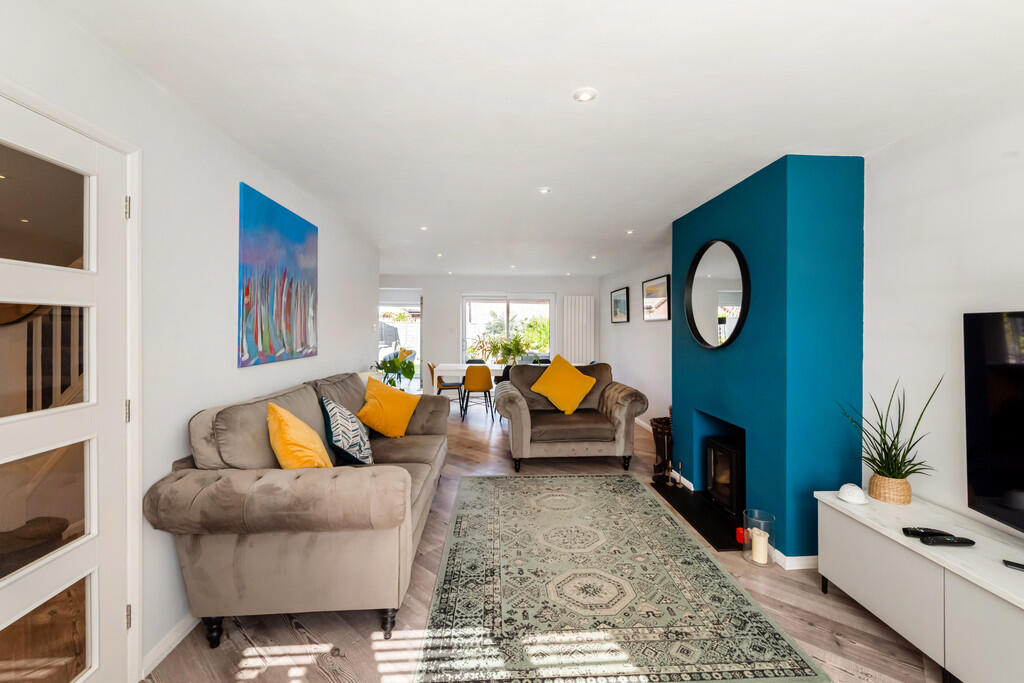 House in Fareham, Stubbington - More