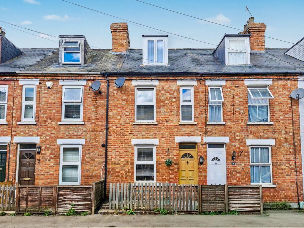 Main image of property: 14 Sidney Road, Woodford Halse, NN11 3RR